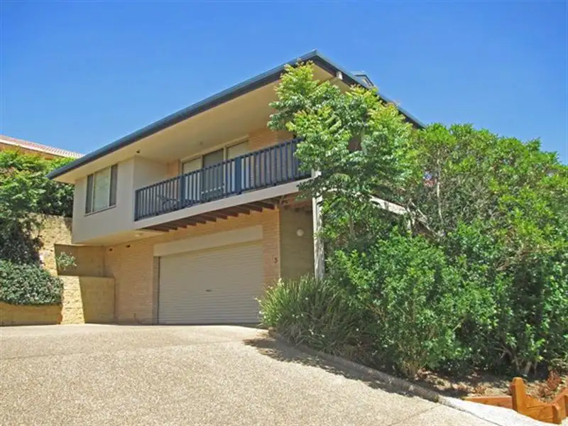 Main view of Homely villa listing, 5/33 Everard Street, Port Macquarie NSW 2444