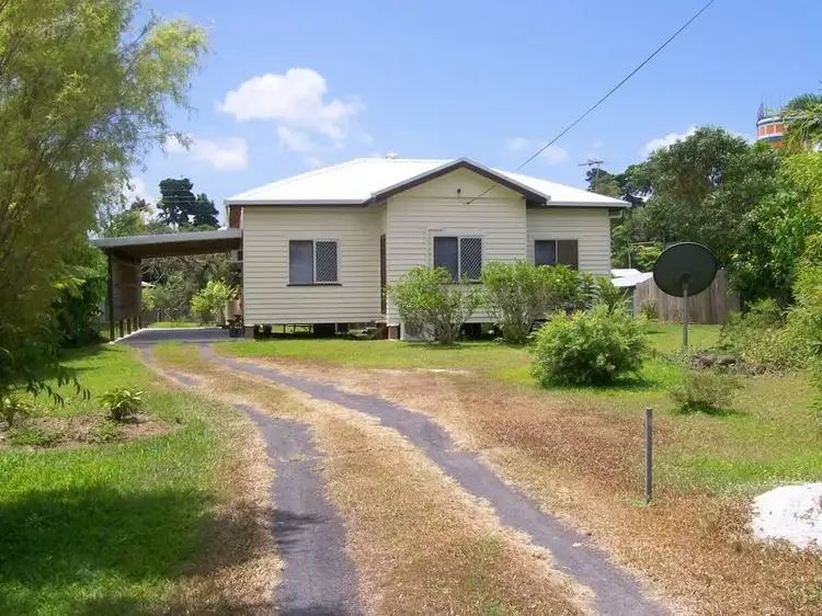 7 Bartle Street, East Innisfail QLD 4860