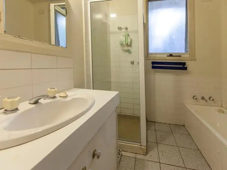 Fourth view of Homely unit listing, 1/5 Winifred Street, Frankston VIC 3199