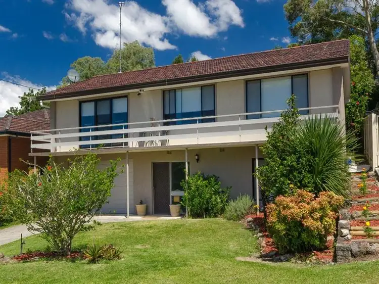 28 Kanangra Drive, Thirroul NSW 2515