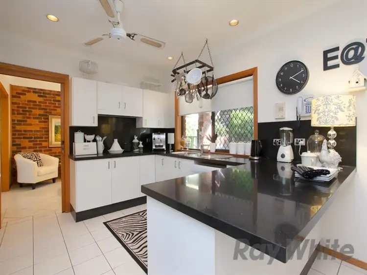 16 Fernleigh Place, New Lambton Heights NSW 2305