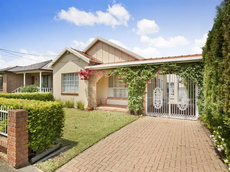 Main view of Homely house listing, 5 Lea Avenue, Russell Lea NSW 2046