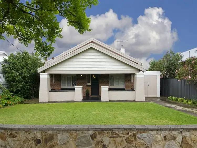 18 Lorraine Avenue, Clarence Park SA 5034