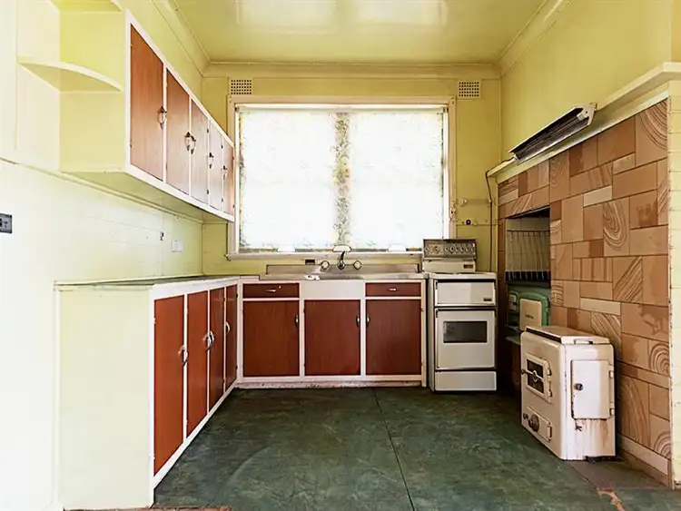 Seventh view of Homely house listing, 4 Merle Avenue, Cootamundra NSW 2590