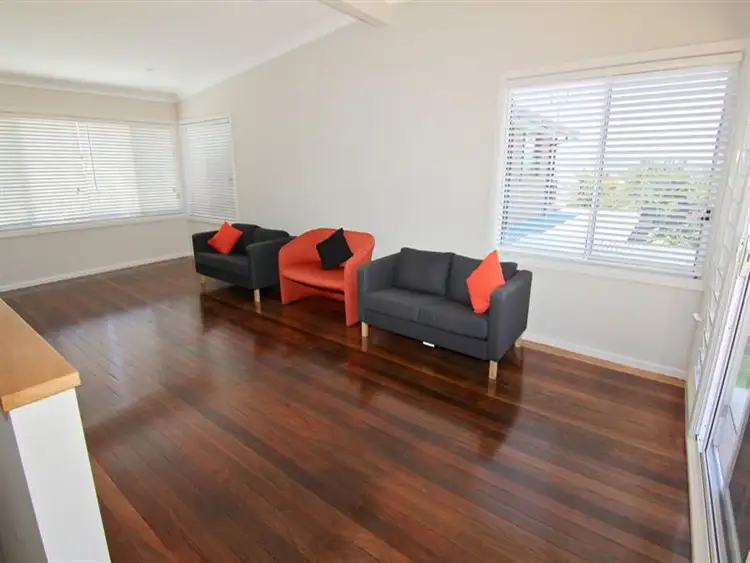 Second view of Homely house listing, 7 Martin Crescent, Saratoga NSW 2251