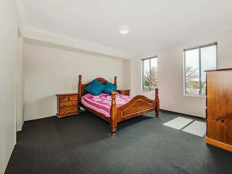 Fifth view of Homely house listing, 10 Ravensbourne, Yanchep WA 6035