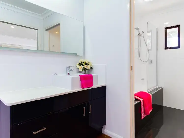 Sixth view of Homely house listing, 105 Lytton Road, Bulimba QLD 4171