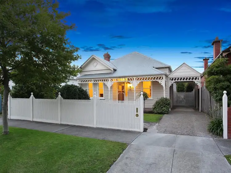 17 Latrobe Street, Hughesdale VIC 3166