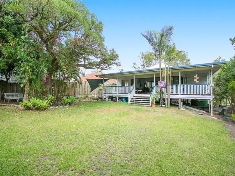 209 Venner Road, Fairfield QLD 4103