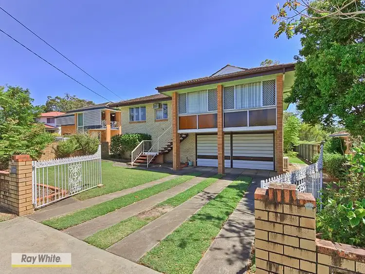 18 Waratah Drive, Clontarf QLD 4019