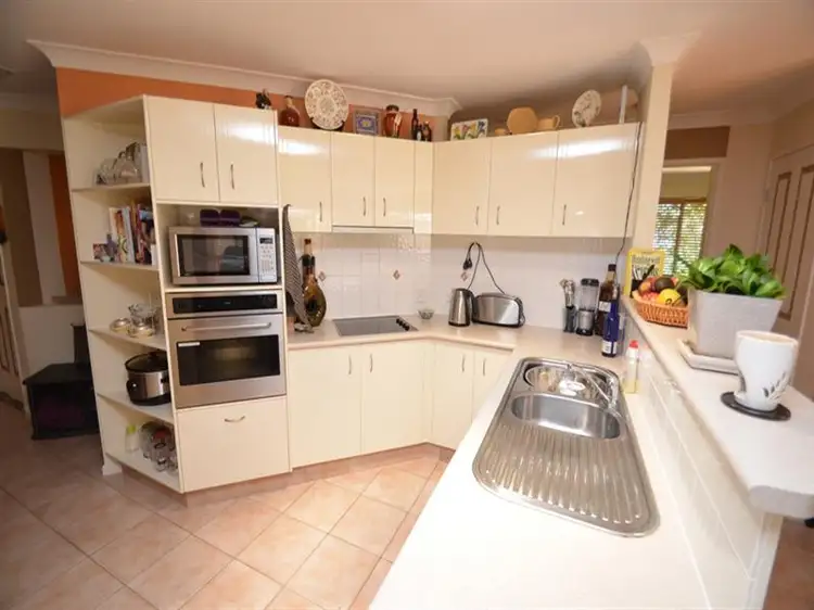 Fourth view of Homely house listing, 3 Leighanne Crescent, Arundel QLD 4214