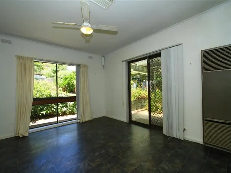 Sixth view of Homely house listing, 25 Amaroo Crescent, Strathdale VIC 3550