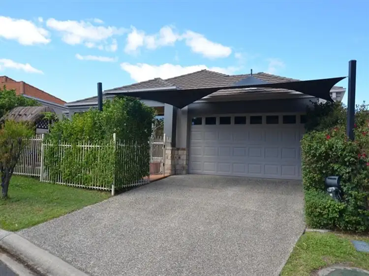 3 Leighanne Crescent, Arundel QLD 4214