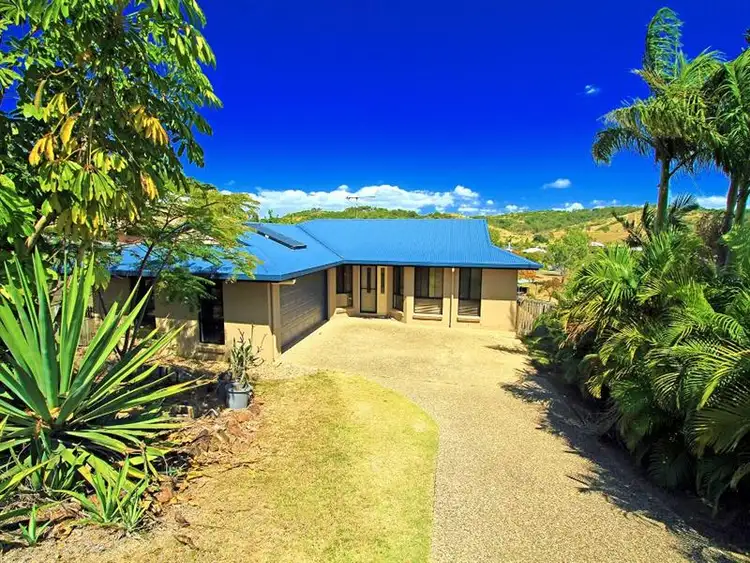 17 Waterview Drive, Lammermoor QLD 4703