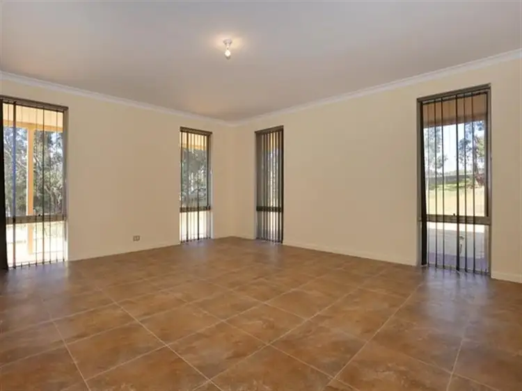 Seventh view of Homely house listing, 200 Ridgewood Loop, Bullsbrook WA 6084