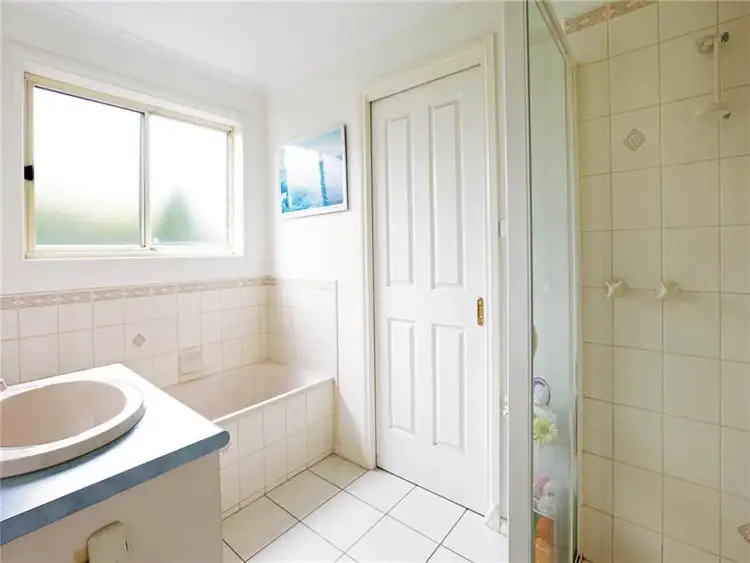 Fifth view of Homely house listing, 11 Blackbird Circuit, Lara VIC 3212