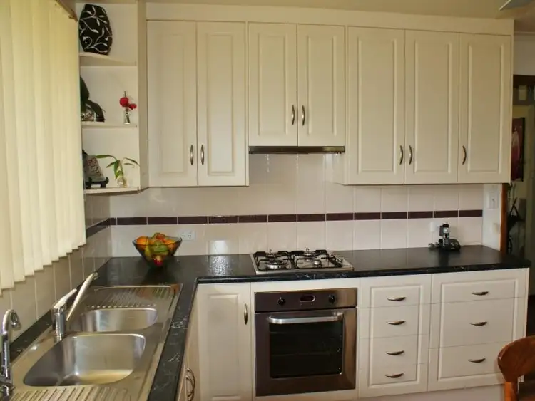 Fifth view of Homely house listing, 2 Starling Street, Murray Bridge SA 5253