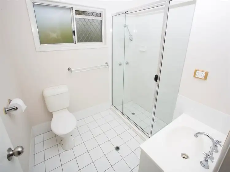 Fifth view of Homely unit listing, 2/65 Peach Street, Greenslopes QLD 4120