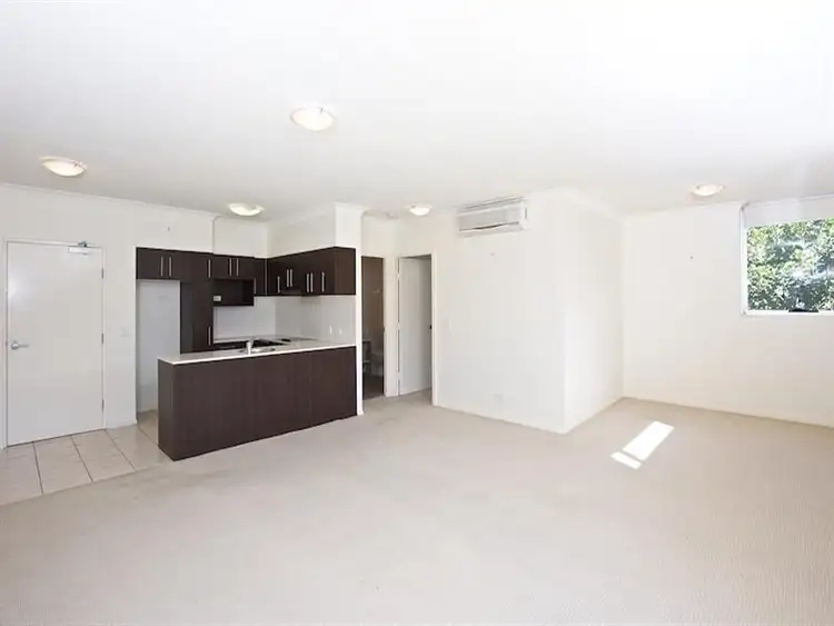 Third view of Homely unit listing, 18/5 Carey Lane, Southport QLD 4215