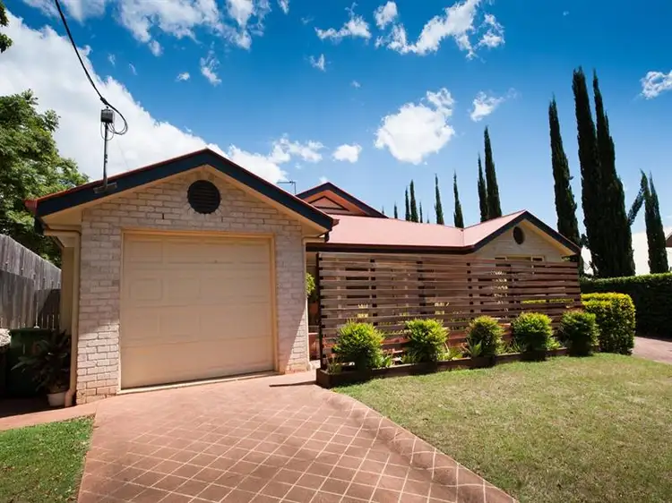 Unit 1/26 Pascoe Lane, Harlaxton QLD 4350