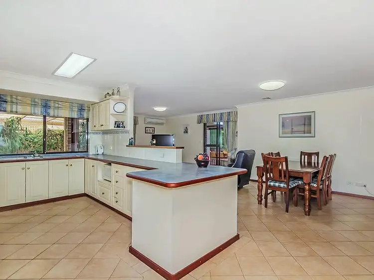 Seventh view of Homely house listing, 5 Nora Court, Safety Bay WA 6169