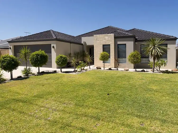 56 Dumbarton Road, Canning Vale WA 6155