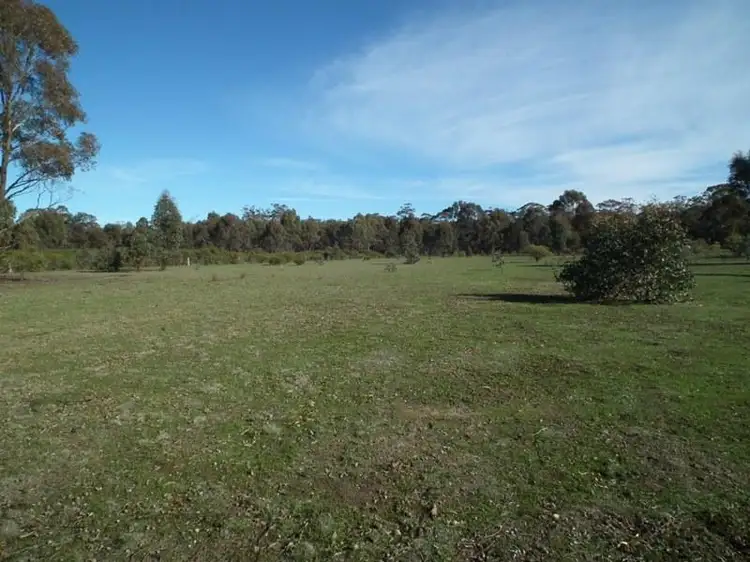 Seventh view of Homely house listing, 124 Whroovale Court, Kirwans Bridge VIC 3612