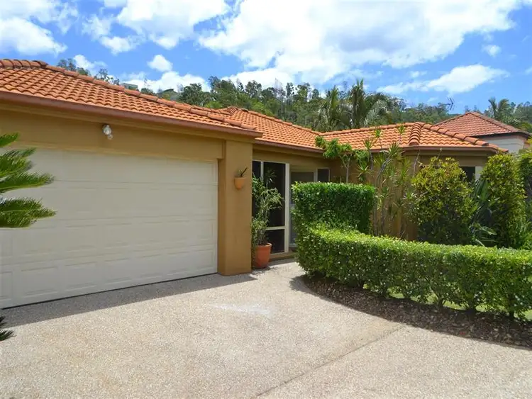6 Equador Court, Pacific Pines QLD 4211
