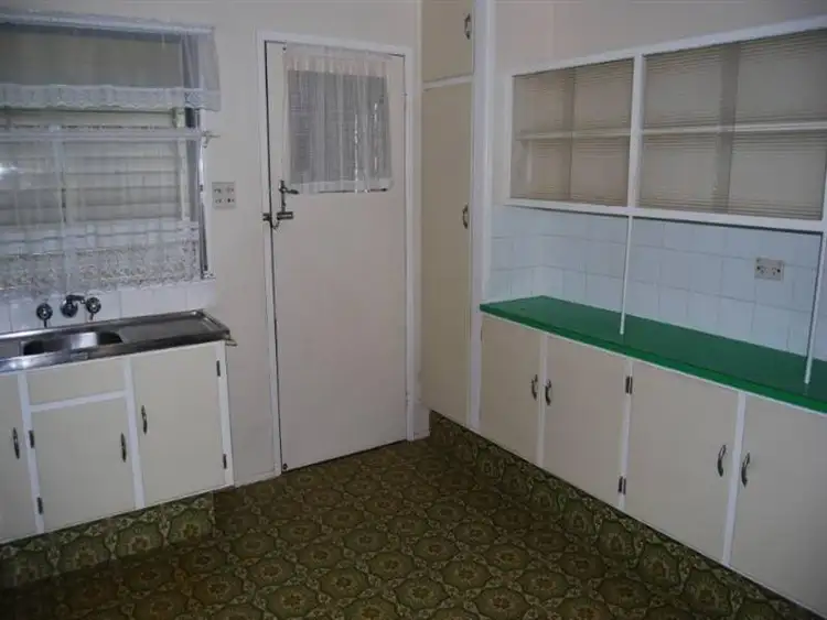 Seventh view of Homely house listing, 16 Bonniebrae Street, Wynnum West QLD 4178