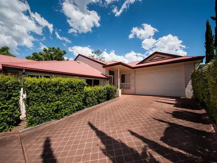 Main view of Homely unit listing, Unit 4/26 Pascoe Lane, Harlaxton QLD 4350