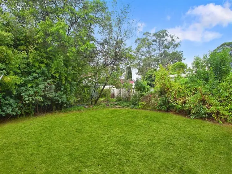 Third view of Homely house listing, 33 Pambula Crescent, Smithfield NSW 2164