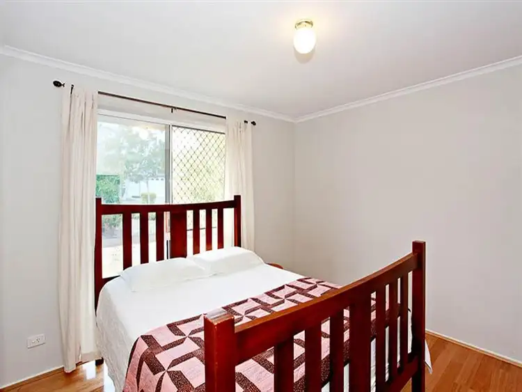 Seventh view of Homely house listing, 8 Meadow Place, Middle Park QLD 4074