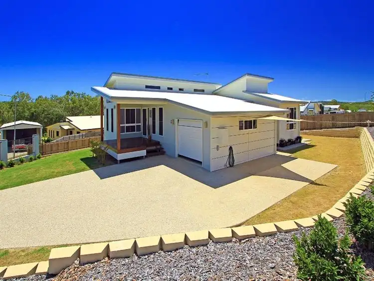 2 Mallee Close, Lammermoor QLD 4703