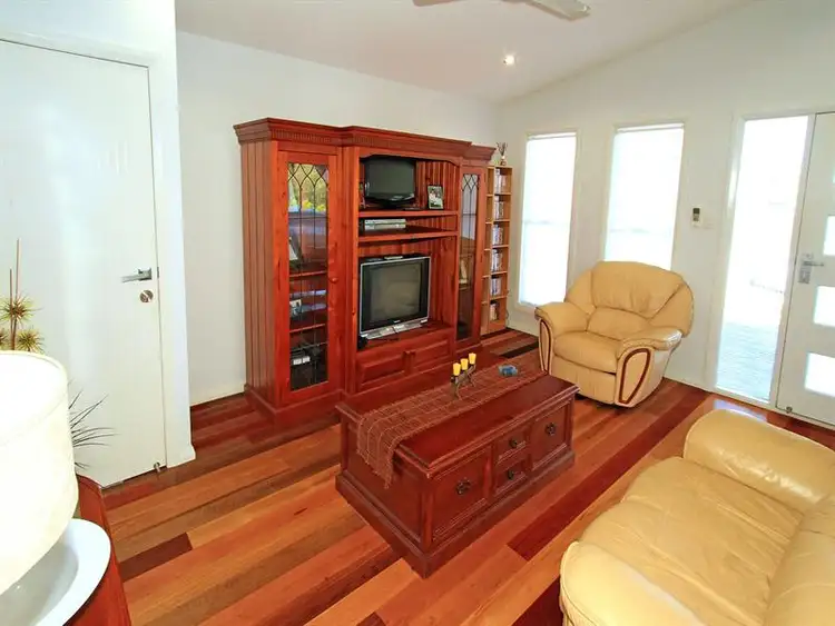 Sixth view of Homely house listing, 2 Mallee Close, Lammermoor QLD 4703