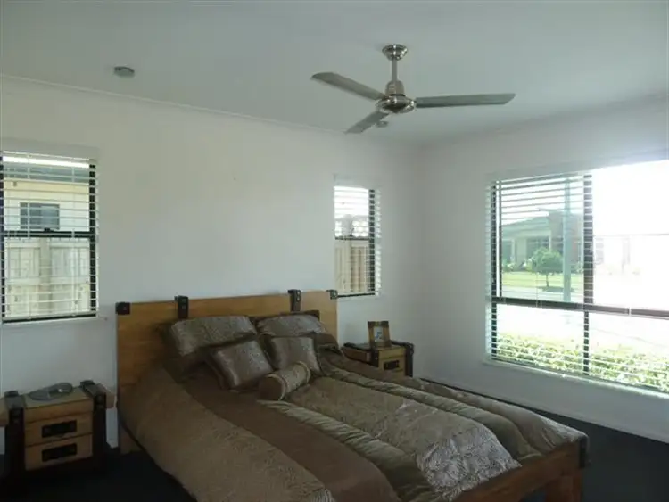 Sixth view of Homely house listing, 8 Mida Lane, Ooralea QLD 4740