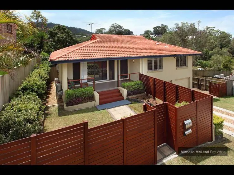 3 Crotty Street, Indooroopilly QLD 4068