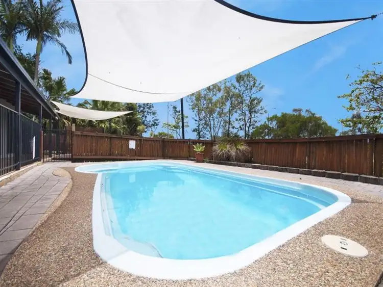 11 McCready Street, Rural View QLD 4740