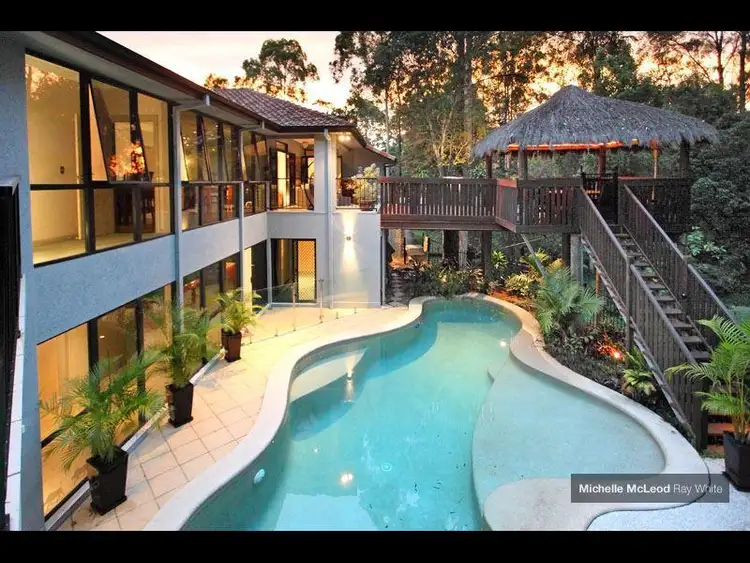50 Ardes Street, Chapel Hill QLD 4069