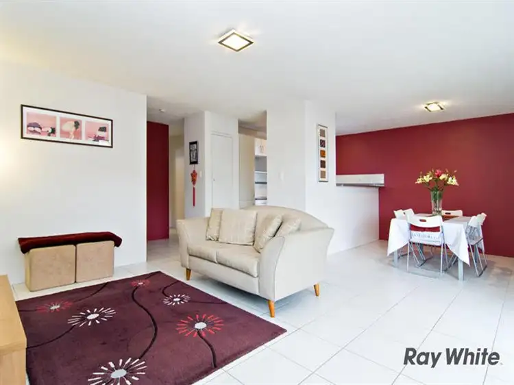 2/61 Erneton Street, Newmarket QLD 4051