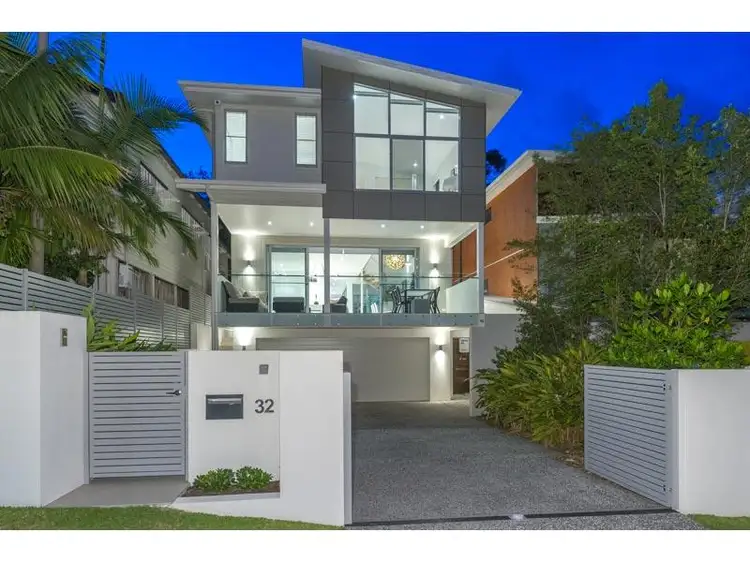 32 David Avenue, Bardon QLD 4065