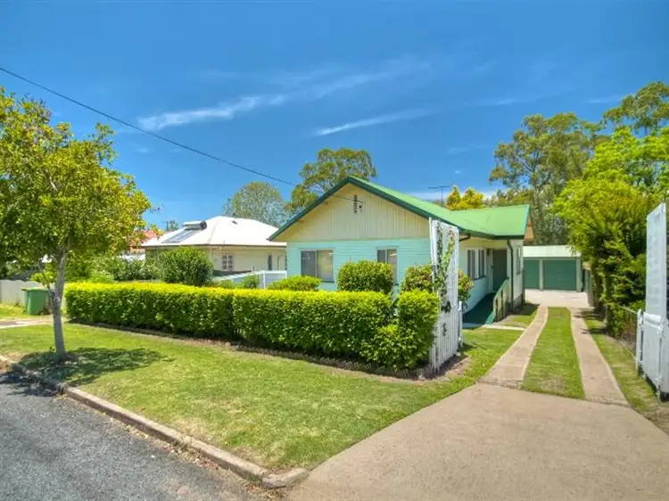 31 Coleman Street, Leichhardt QLD 4305
