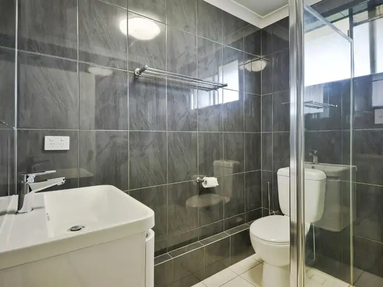 Seventh view of Homely apartment listing, 4/27 Hamley Street, Wooloowin QLD 4030