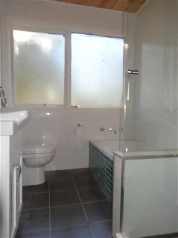Fourth view of Homely townhouse listing, 8/15 Stringybark Place, Bradbury NSW 2560