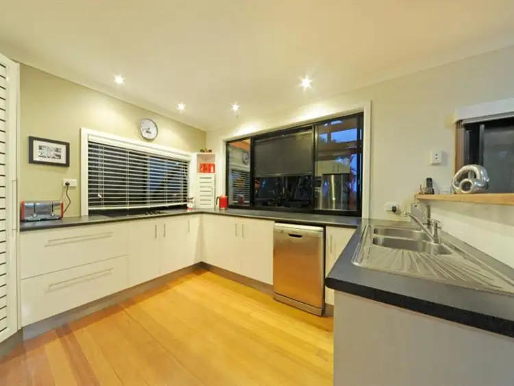 Sixth view of Homely house listing, 4 Daydream Court, Cannonvale QLD 4802