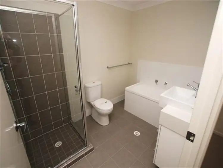Third view of Homely other listing, 1/20 Louise Street, Southport QLD 4215