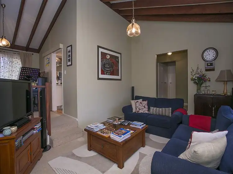 Fourth view of Homely house listing, 9 Burrinjuck Road, Gooseberry Hill WA 6076