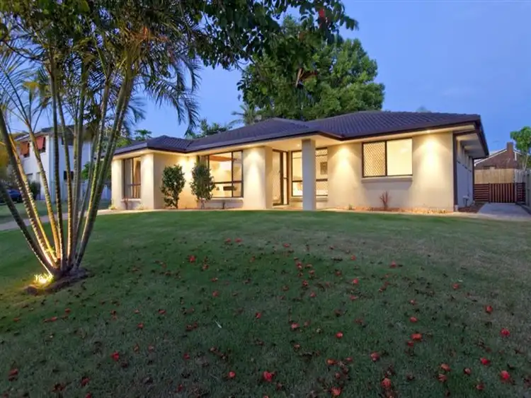 11 Cooinda Street, Wellington Point QLD 4160