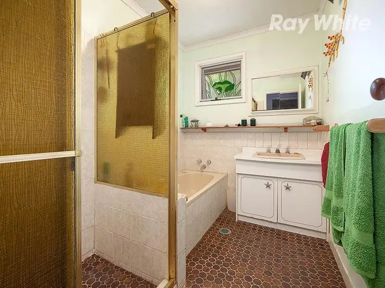 Seventh view of Homely house listing, 136 Bank Street, Howlong NSW 2643