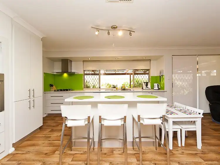 22 Pyrite Court, Forrestfield WA 6058
