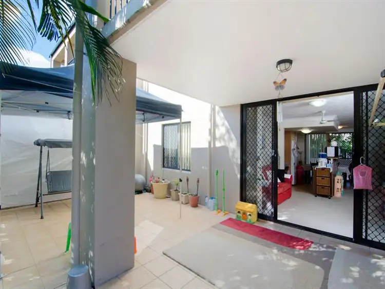 Fourth view of Homely unit listing, 4/4 Mawarra Street, Palm Beach QLD 4221